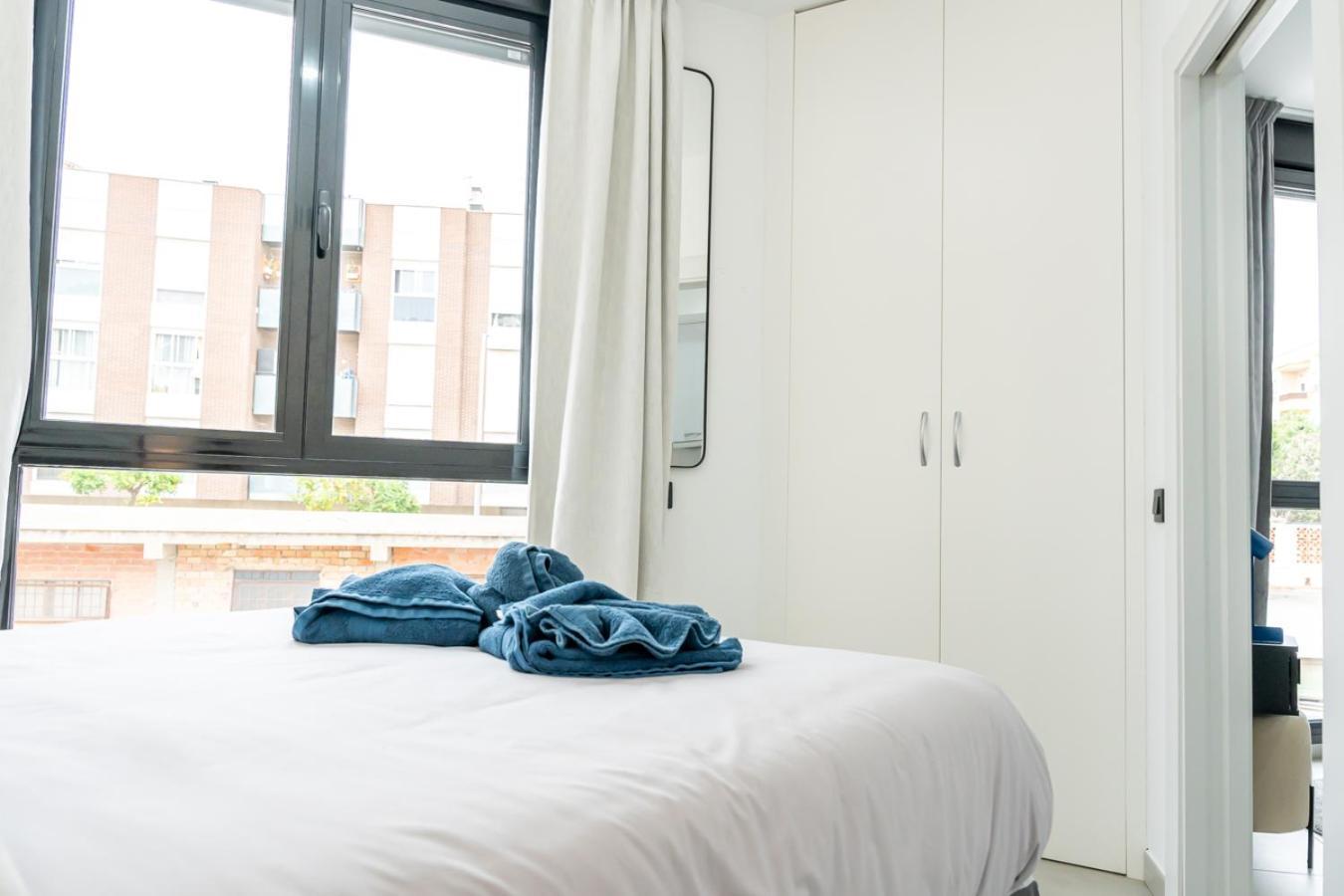 Modern Wave Escape Apartment With Private Parking And Rooftop Pool By Namaste Elite Torremolinos Exterior foto